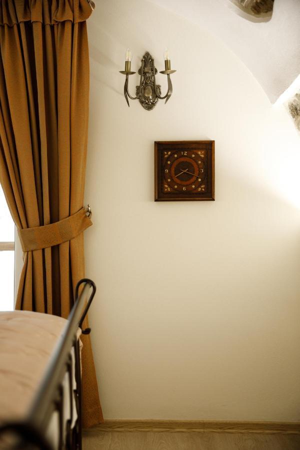 Hotel Ss Kekezi Гирокастра Экстерьер фото